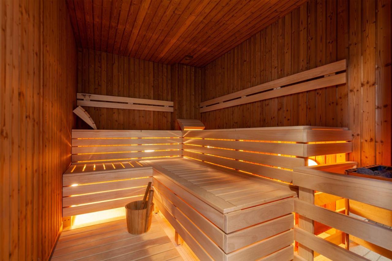 Tee Room Celadna & Wellness Bagian luar foto
